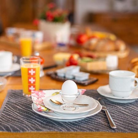 Mybednbreakfast In Bottmingen Bed & Breakfast Ngoại thất bức ảnh