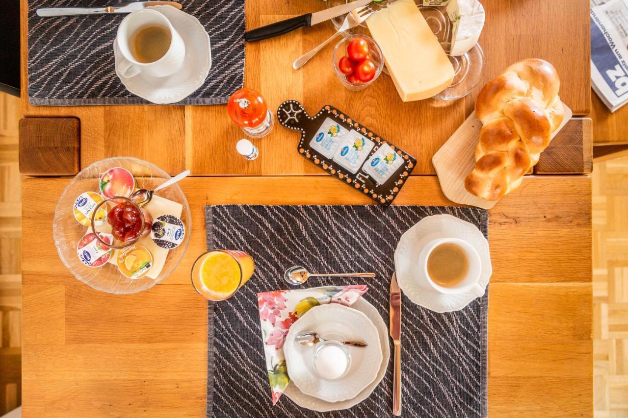 Mybednbreakfast In Bottmingen Bed & Breakfast Ngoại thất bức ảnh